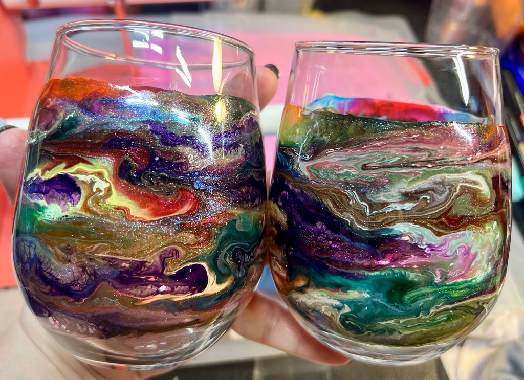 Stemless wine glasses